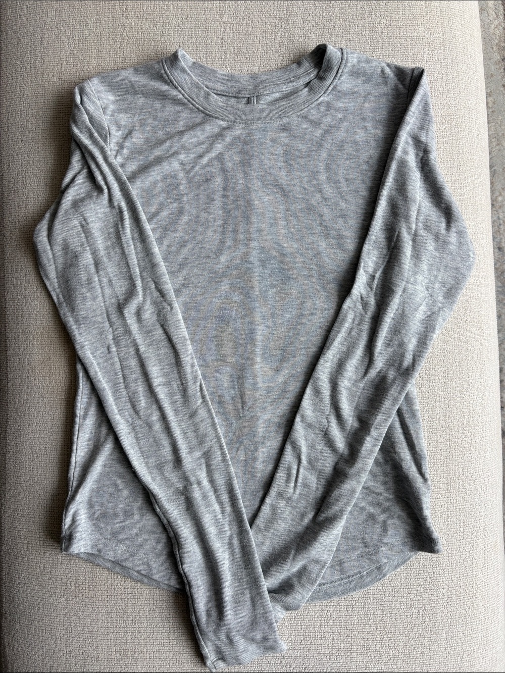 American Eagle Outfitters Heather Gray Long Sleeve Crewneck Top